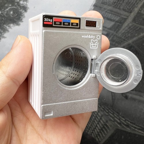 Dolls house miniature - 1:20,