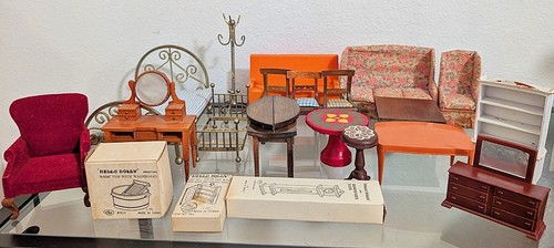 Huge lot vintage - of, doll