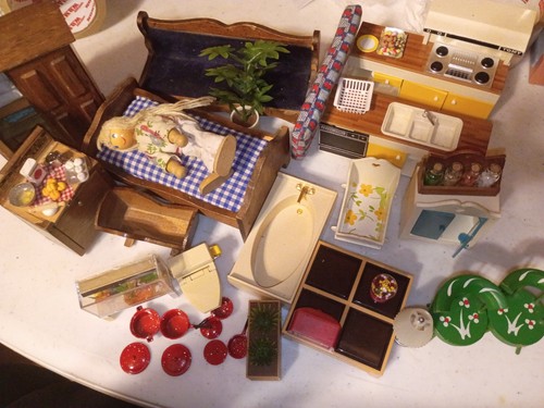 Huge lot vintage doll house - of,