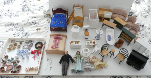 Dolls house furniture figures - dolls,